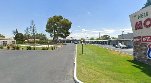 New Corral Motel