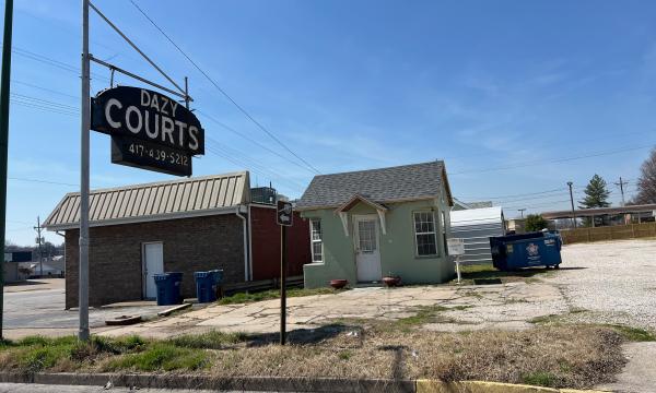 Dazy Motel