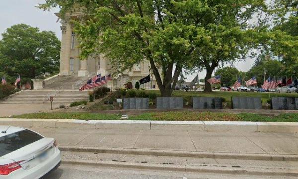 Macoupin County Courthouse
