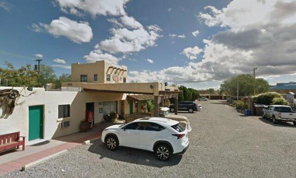 Silver Saddle Motel