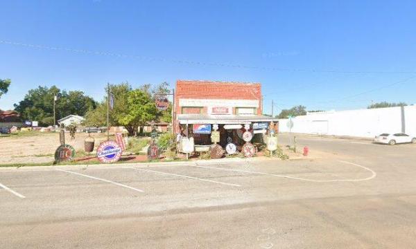 Sandhill Curiosity Shop