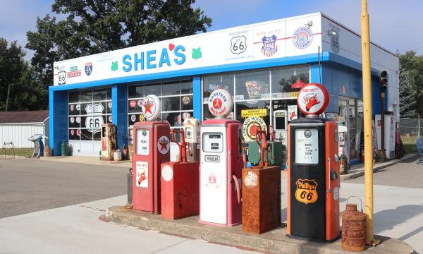 Bill Shea's Gas Station