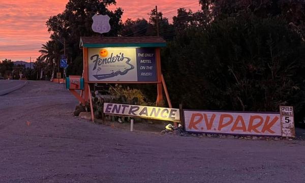 Fender's River Road Resort & Motel