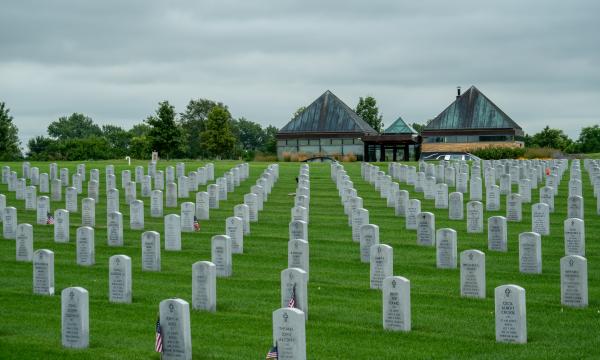 Abraham Lincoln National Cemetery