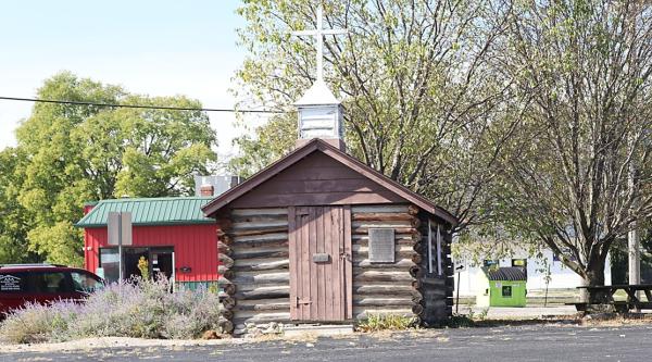 Route 66 Log Chapel