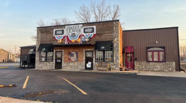 Sweet Creek Diner & Bakery