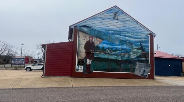 Amelia Earhart Mural