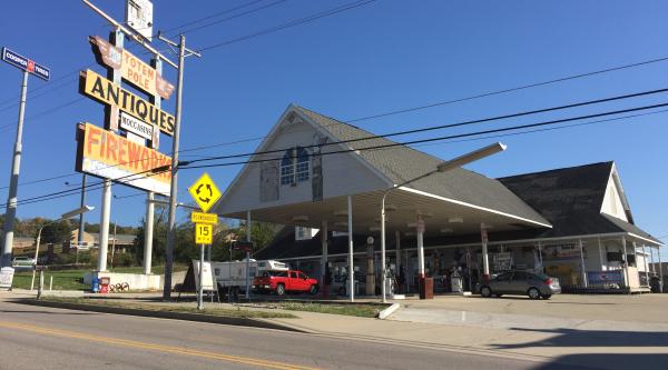 Totem Pole Trading Post