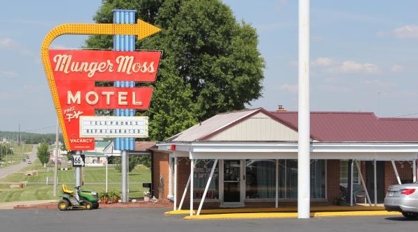 Munger Moss Motel