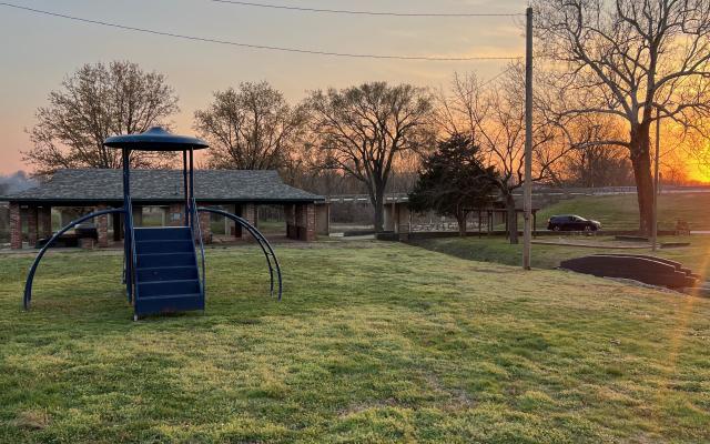 Schermerhorn Park, Schermerhorn Cave & Southeast Kansas Nature Center