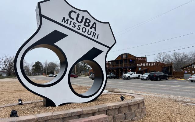 Cuba Route 66 Shield Monument
