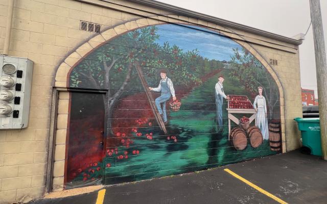 The Apple Mural