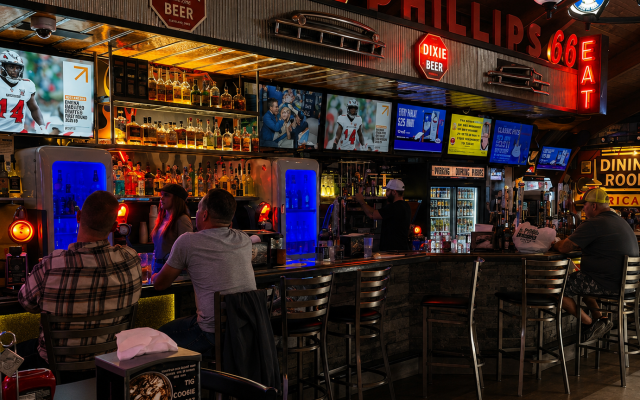 Motorheads Bar & Grill