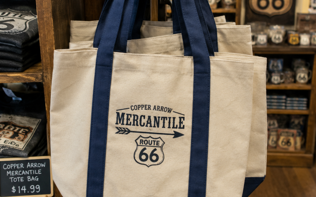 
<span>Free Tote with $75 Purchase</span>
