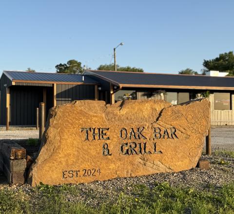 The Oak Bar & Grill