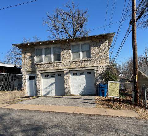 Bonnie and Clyde shootout garage