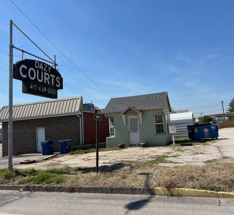 Dazy Motel