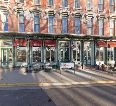 Historic Plaza Hotel