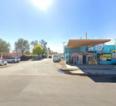 J & R's Mini Mart & Deli