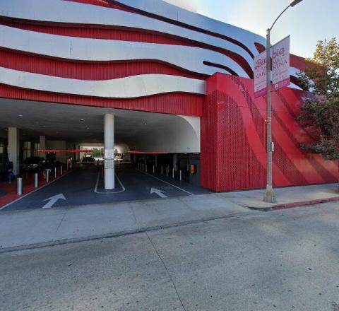 Petersen Automotive Museum