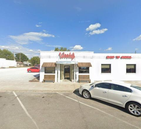 Woody's Bar-N-Grill