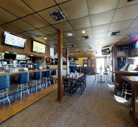 Kicks Bar & Grill