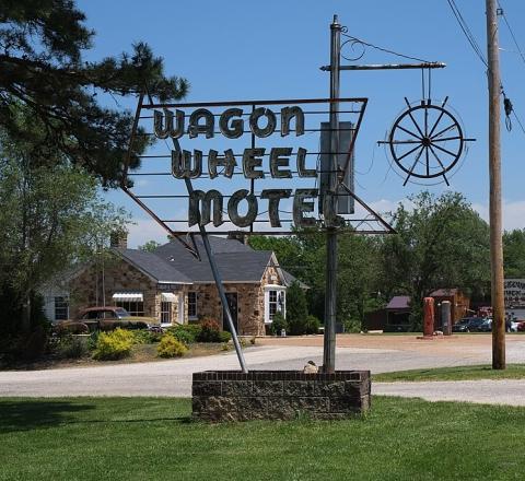 Wagon Wheel Motel