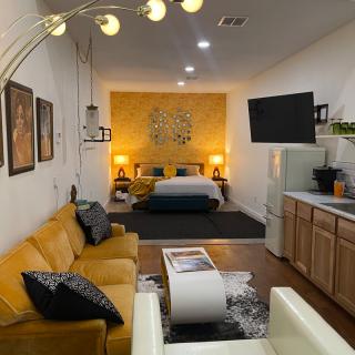 The Mollie Retreat on Route 66