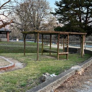 Schermerhorn Park, Schermerhorn Cave & Southeast Kansas Nature Center