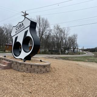 Cuba Route 66 Shield Monument