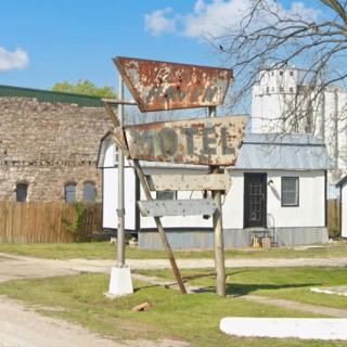 Rest Haven Motel Sign